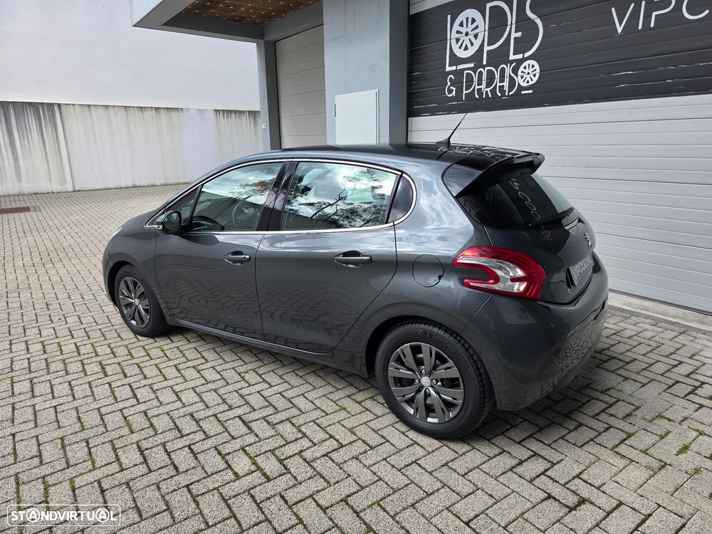Peugeot 208 1.6 e-HDi Allure - 8