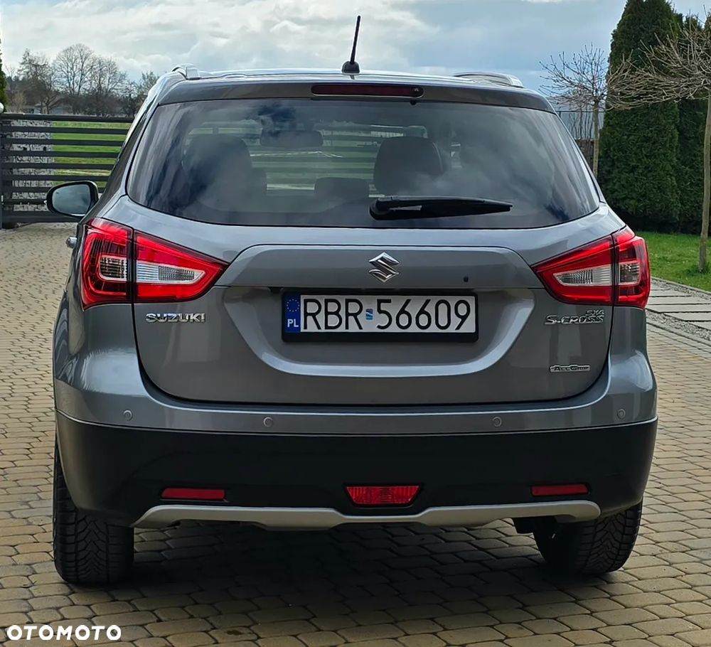 Suzuki SX4 S-Cross 1.4 T Elegance 4WD - 11