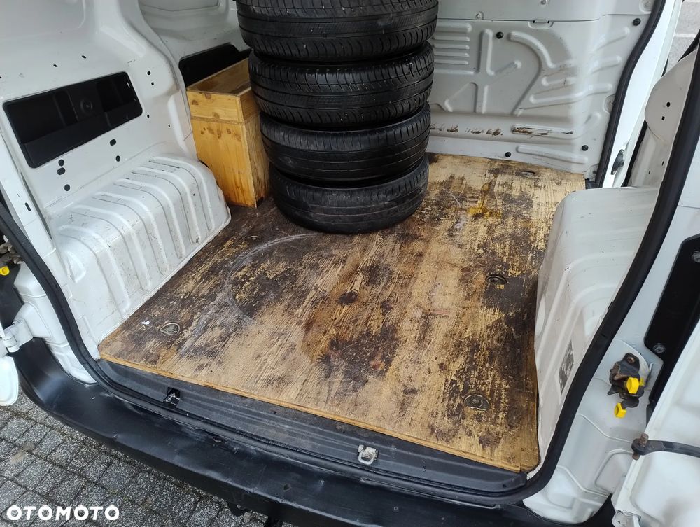 Fiat FIORINO 1.3 DIESEL (75KM) 5-BIEGÓW STAN IDEALNY KLIMATYZACJA 100% BEZWYPADKOWY ORYGINAŁ KM SERWIS NIE MA RDZY ! ! ! - 20