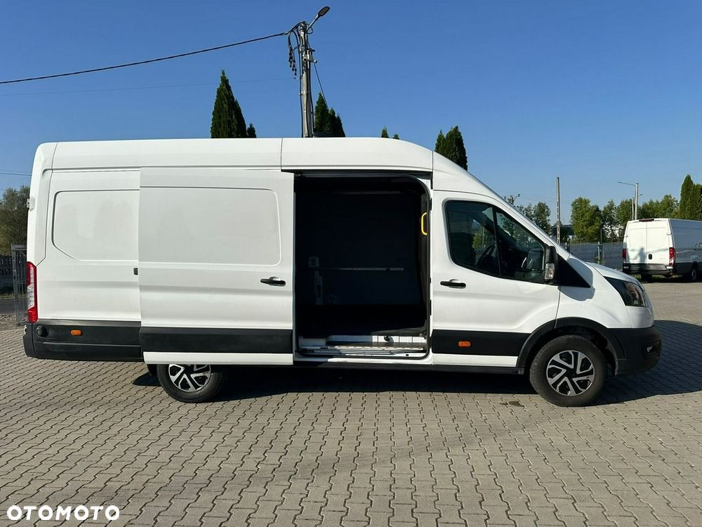 Ford Transit - 12