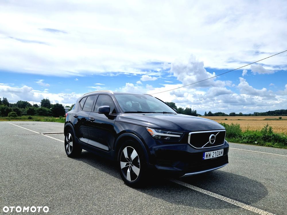 Volvo XC 40 T4 Geartronic Momentum Pro - 3