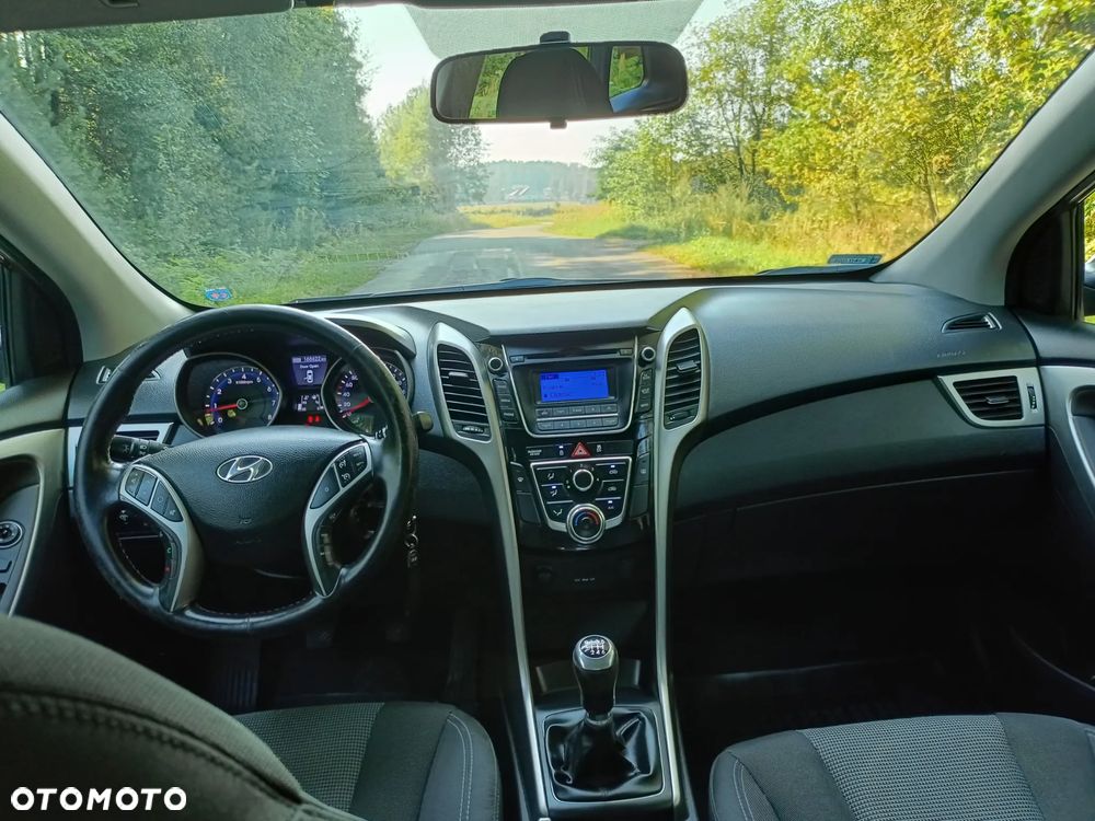 Hyundai i30 1.6 Comfort - 7