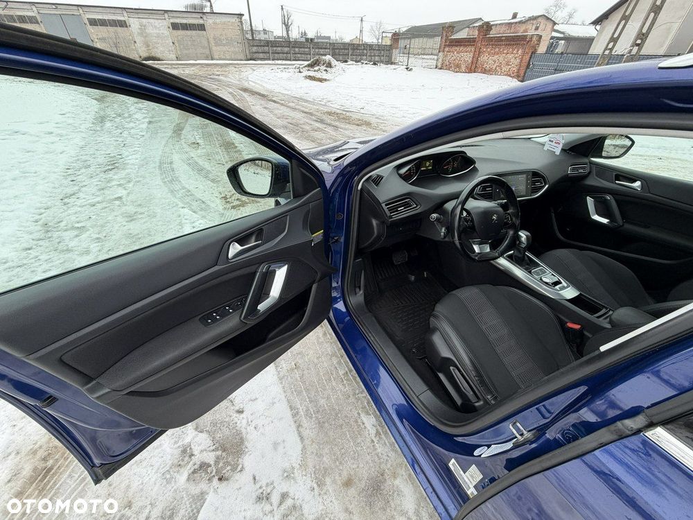 Peugeot 308 - 18