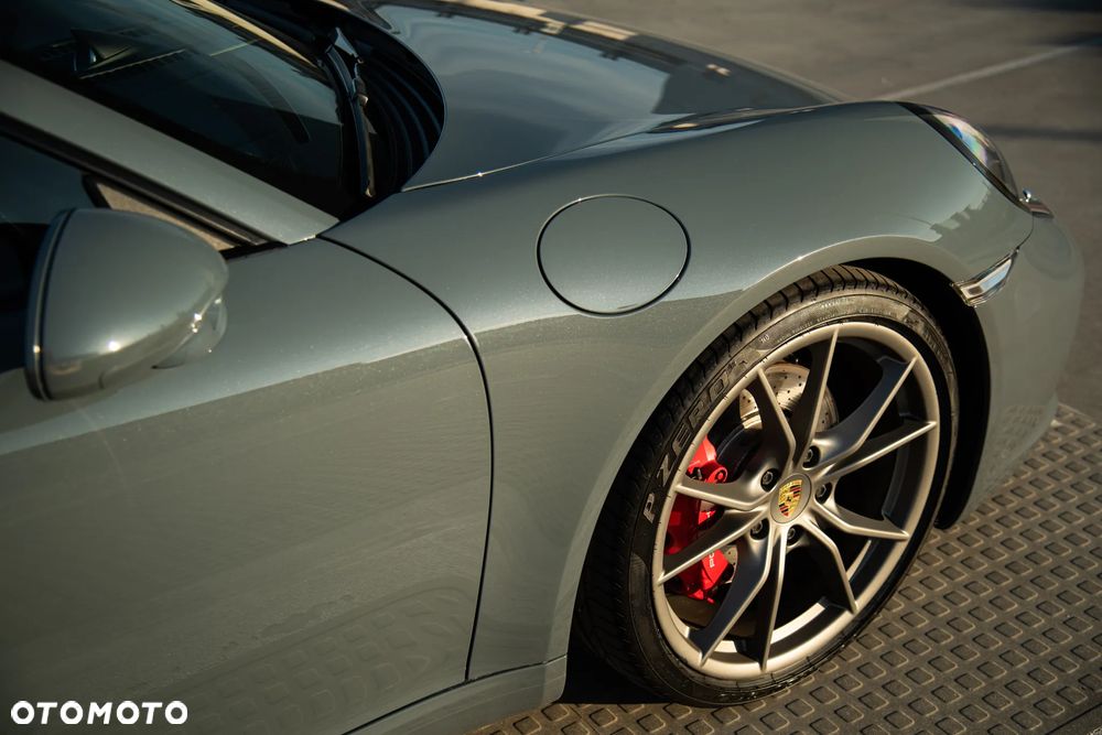 Porsche 911 Carrera S PDK - 27