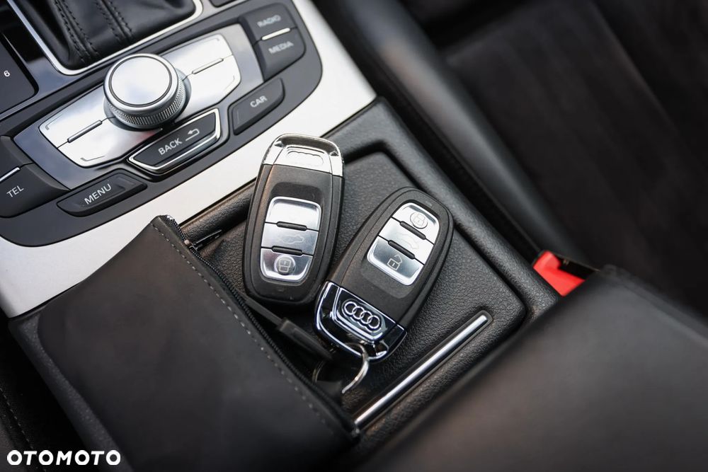 Audi A6 Avant 2.0 TDI Ultra DPF S tronic - 30