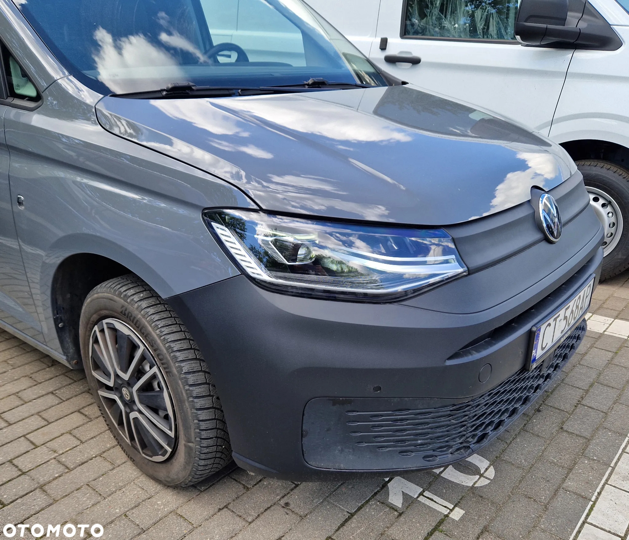 Volkswagen Caddy 2.0 TDI DSG - 4