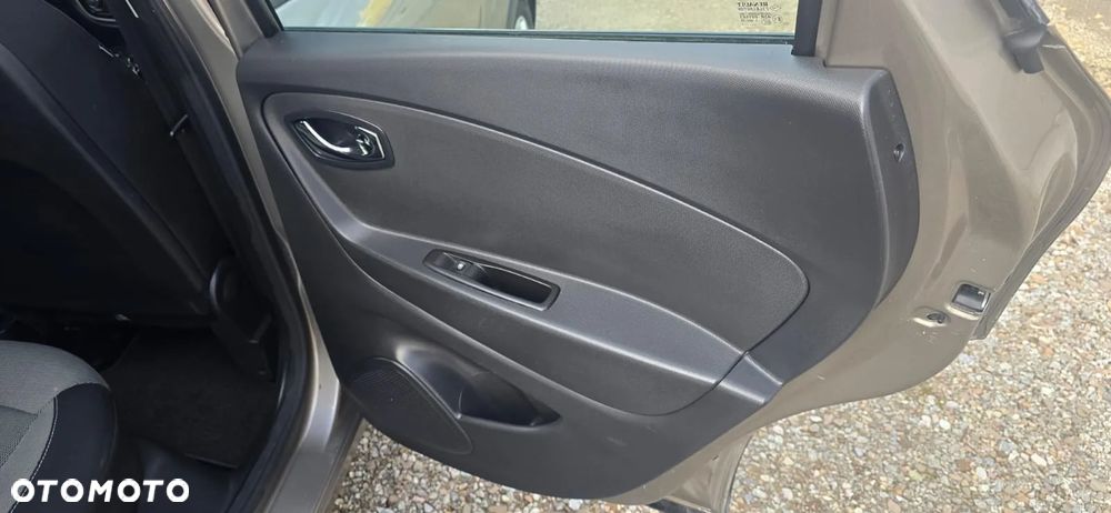 Renault Captur 1.5 dCi Energy Intens - 12