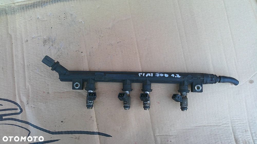 FIAT 500 1.2 8V LISTWA WTRYSKOWA - 1