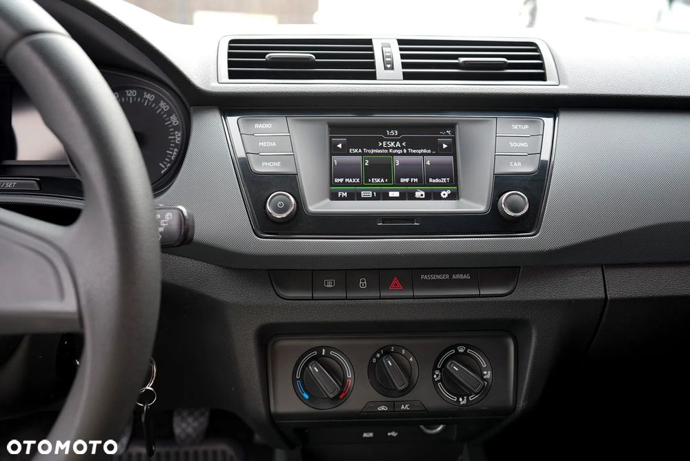 Skoda Fabia - 11