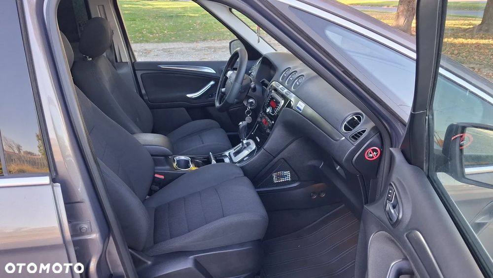 Ford S-Max - 8