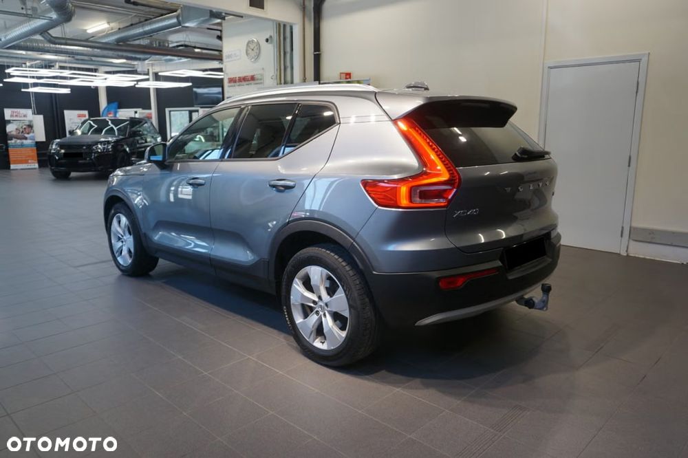 Volvo XC 40 T4 AWD Geartronic Momentum - 16