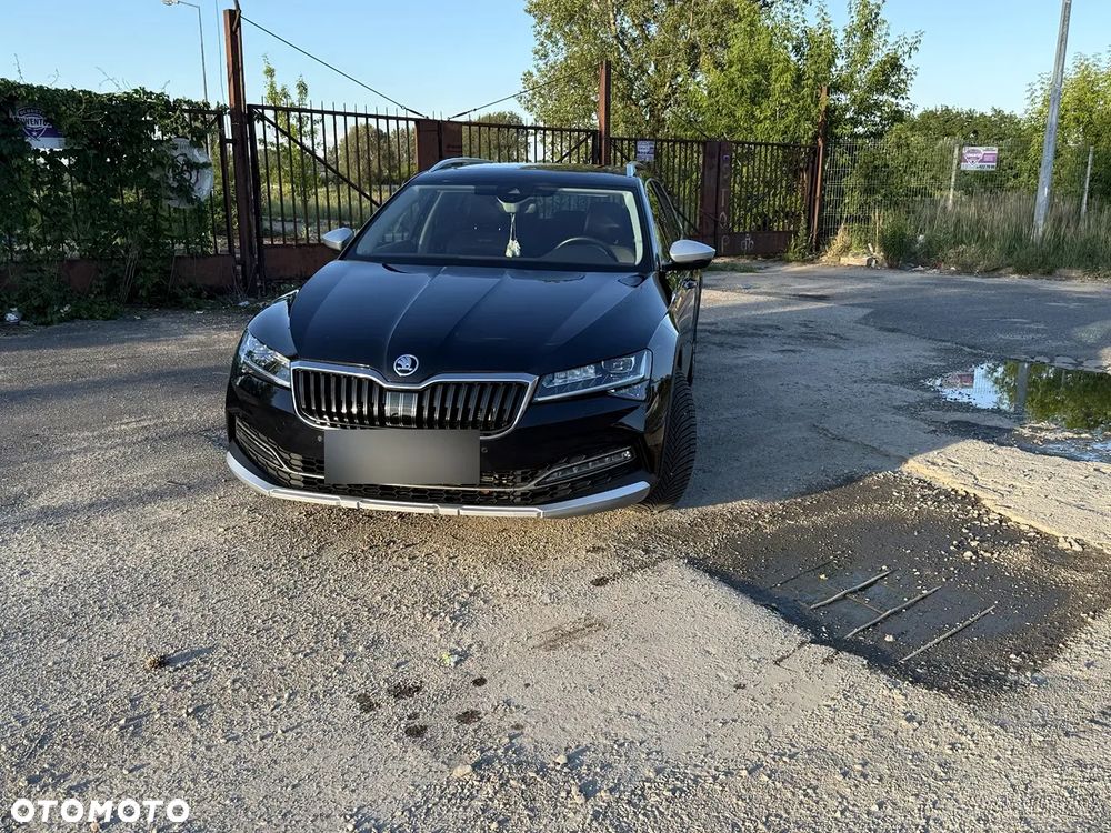 Skoda Superb 2.0 TSI 4x4 Scout DSG - 1