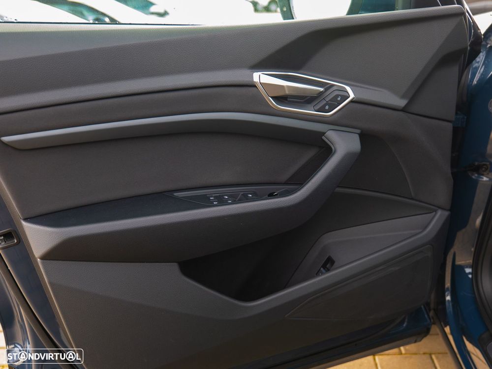 Audi Q8 e-Tron Sportback 55 quattro Advanced - 12