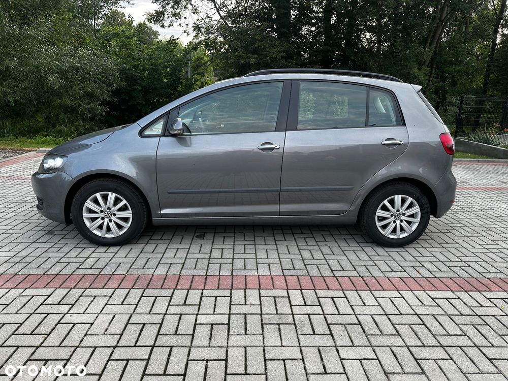 Volkswagen Golf Plus 1.6 TDI BlueMot Comfortline - 16