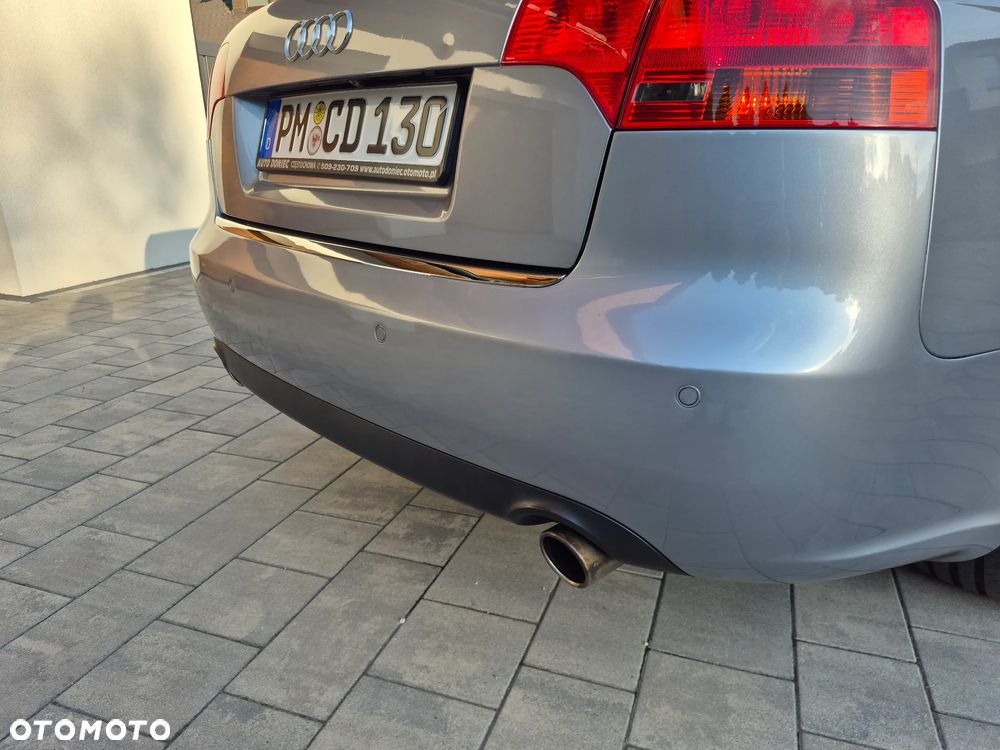 Audi A4 Limousine - 35