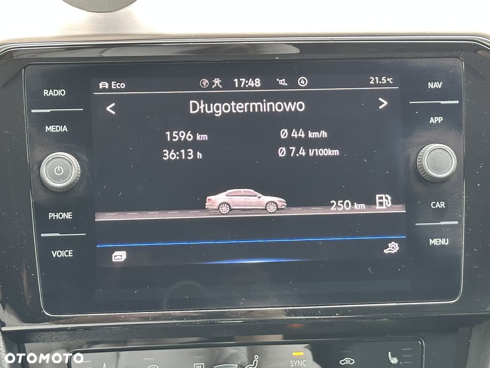 Volkswagen Passat 2.0 TDI 4Mot Elegance DSG - 28