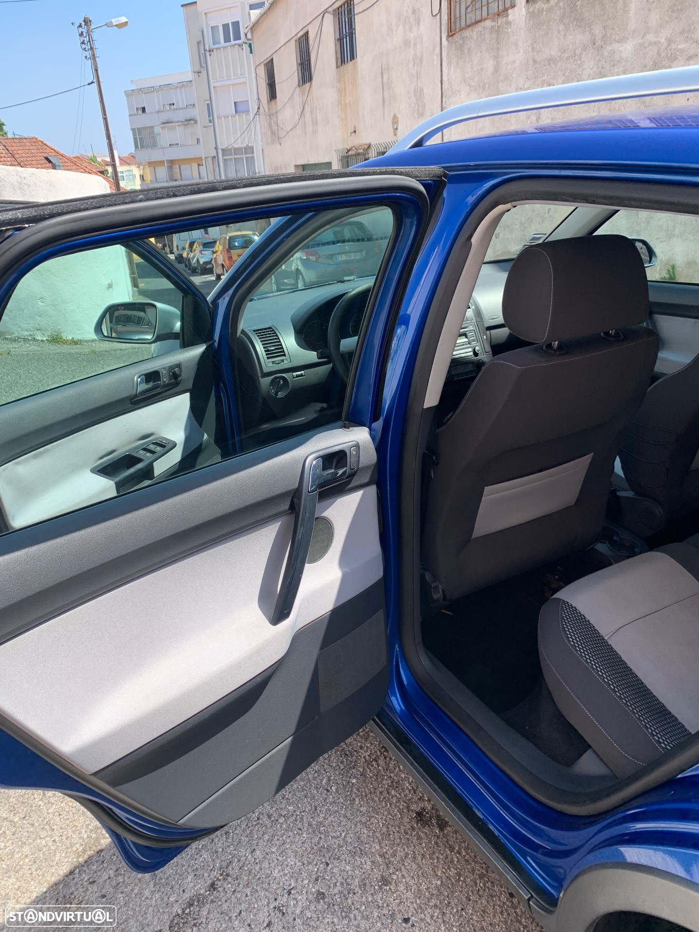 VW Polo 1.4 TDi Trendline AC - 9