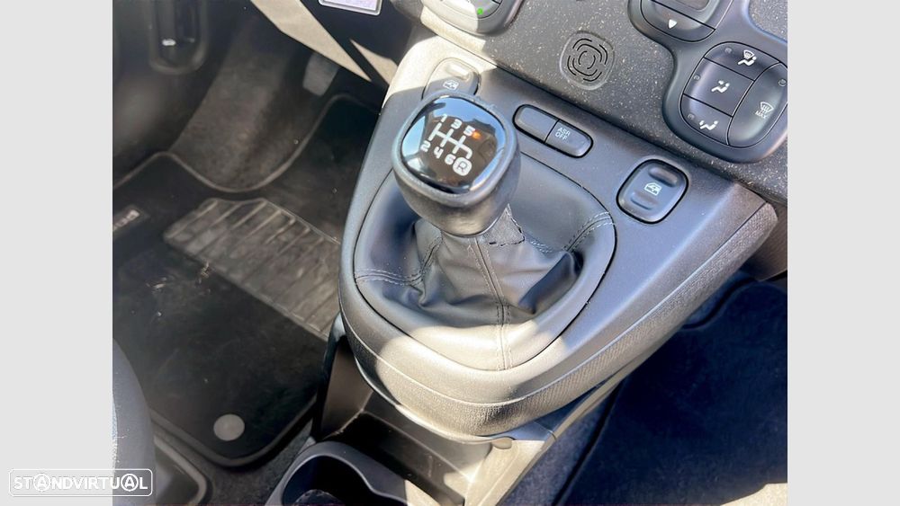 Fiat Panda 1.0 Hybrid Cross - 23