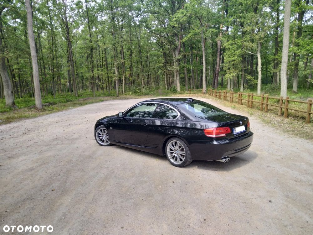 BMW Seria 3 325i - 13