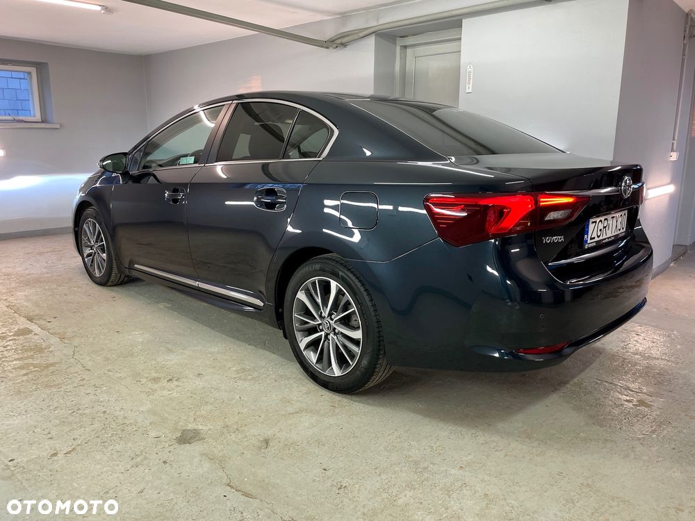 Toyota Avensis 2.0 Prestige MS - 2