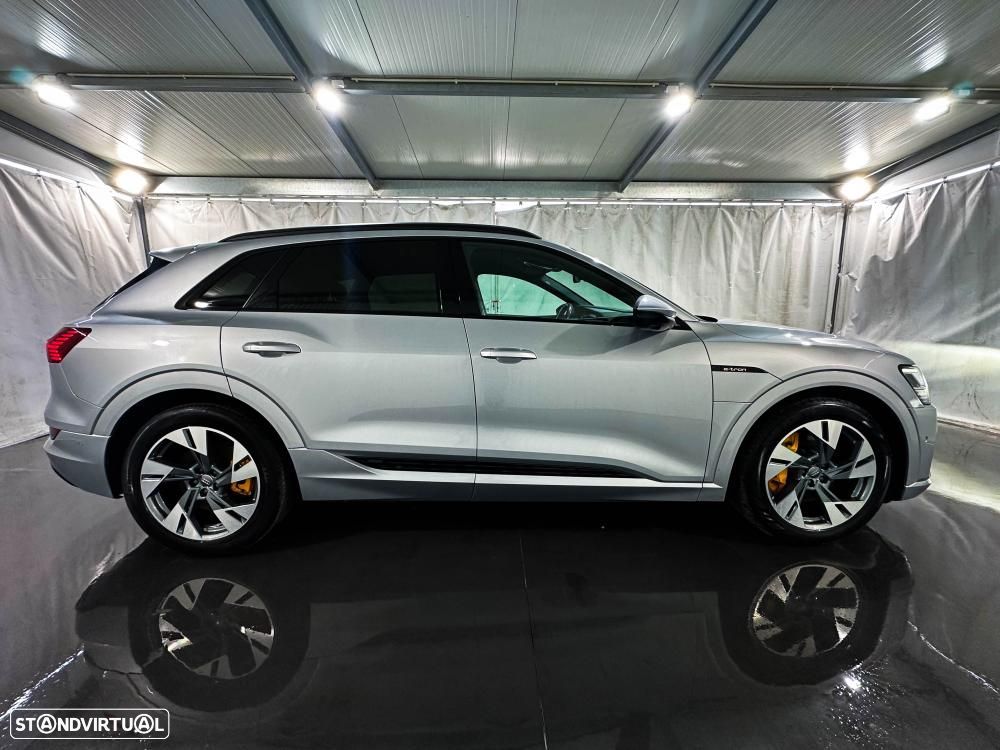 Audi e-tron 50 quattro S line - 12