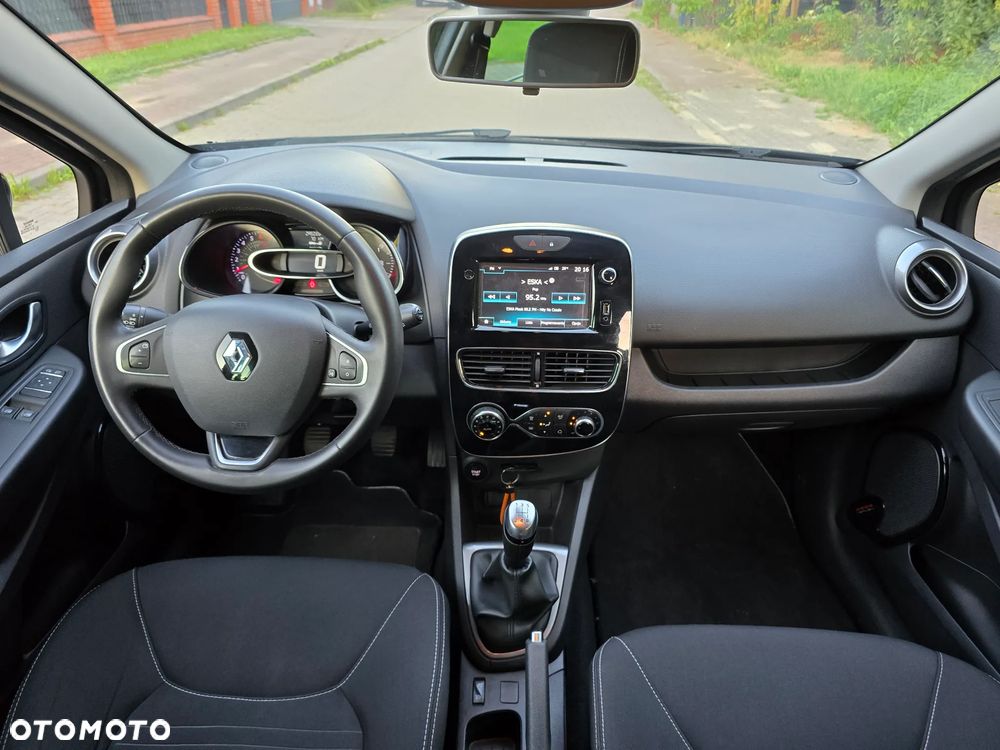 Renault Clio - 15