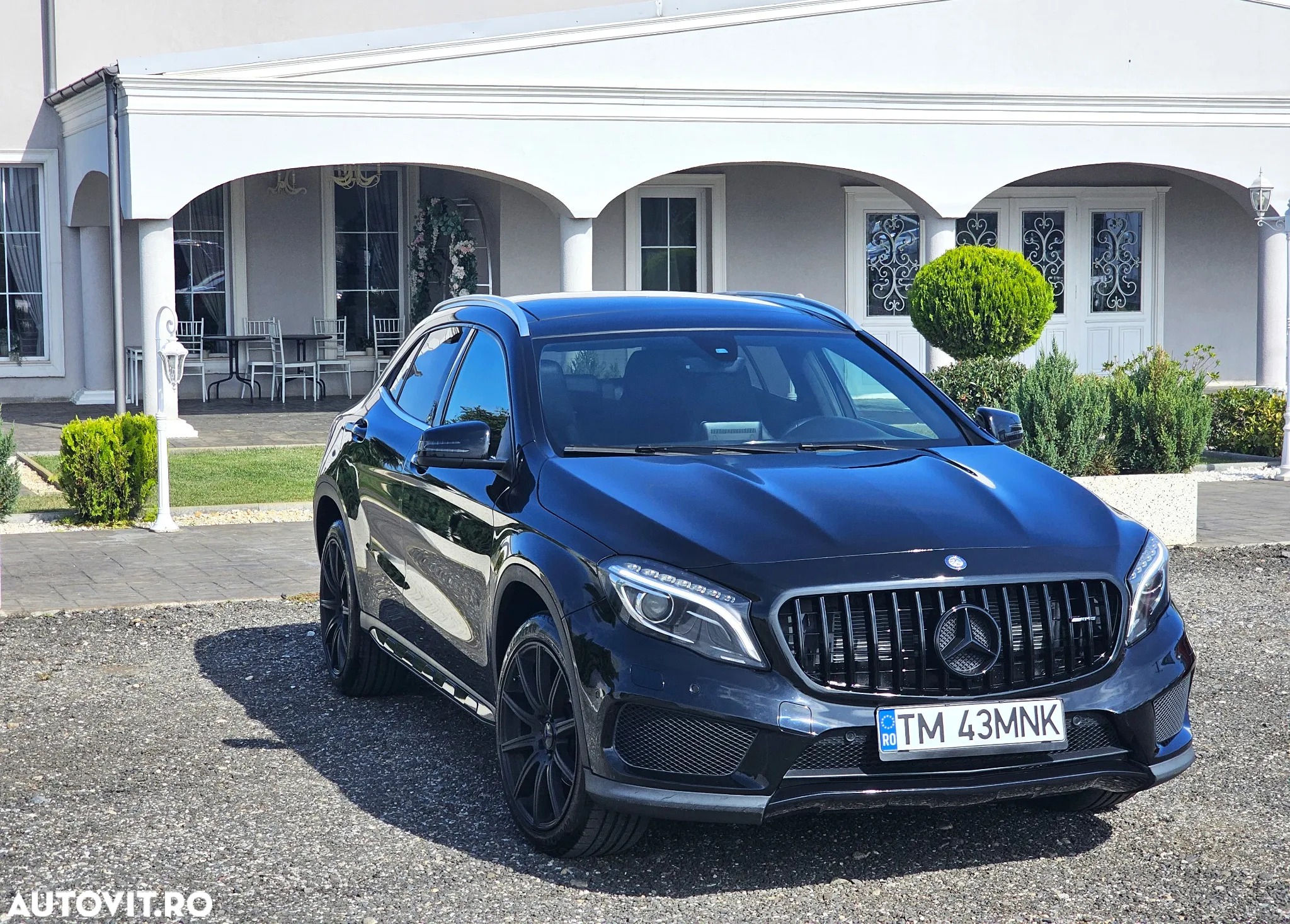 Mercedes-Benz GLA 200 7G-DCT AMG Line - 3