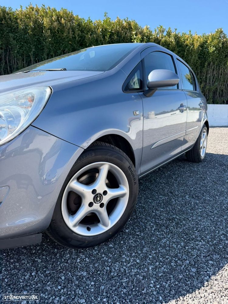 Opel Corsa 1.3 CDTi Enjoy - 24