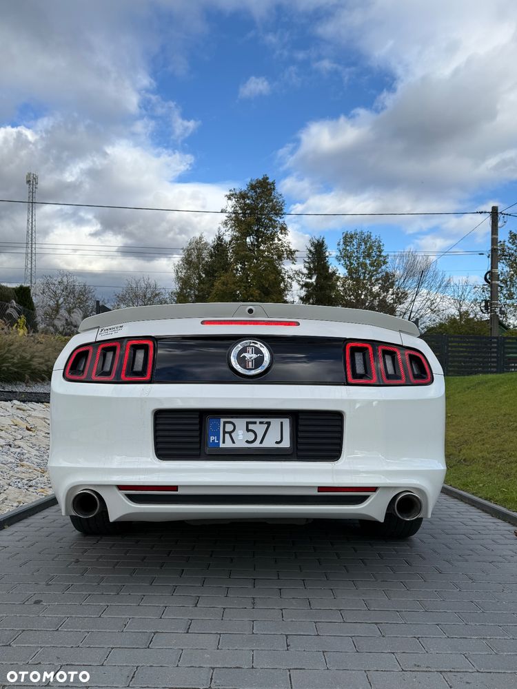 Ford Mustang 3.7 V6 Premium - 12