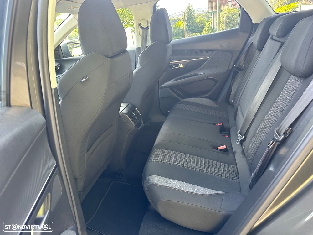 Peugeot 3008 BlueHDi 130 Stop & Start EAT8 Active Pack - 24