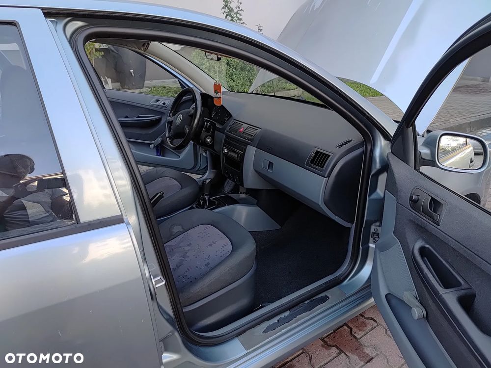 Skoda Fabia - 15