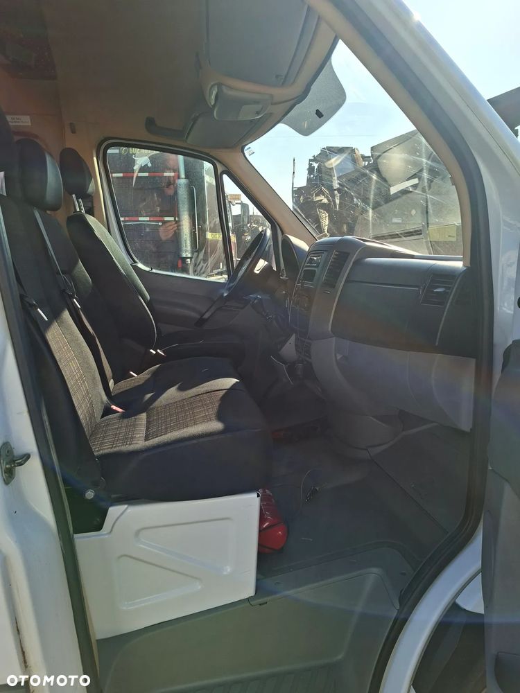 Mercedes-Benz Sprinter - 5