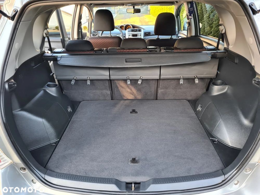 Toyota Verso 1.6 Luna EU5 - 10