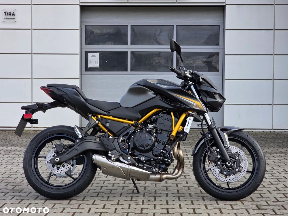 Kawasaki Z 650 - 11