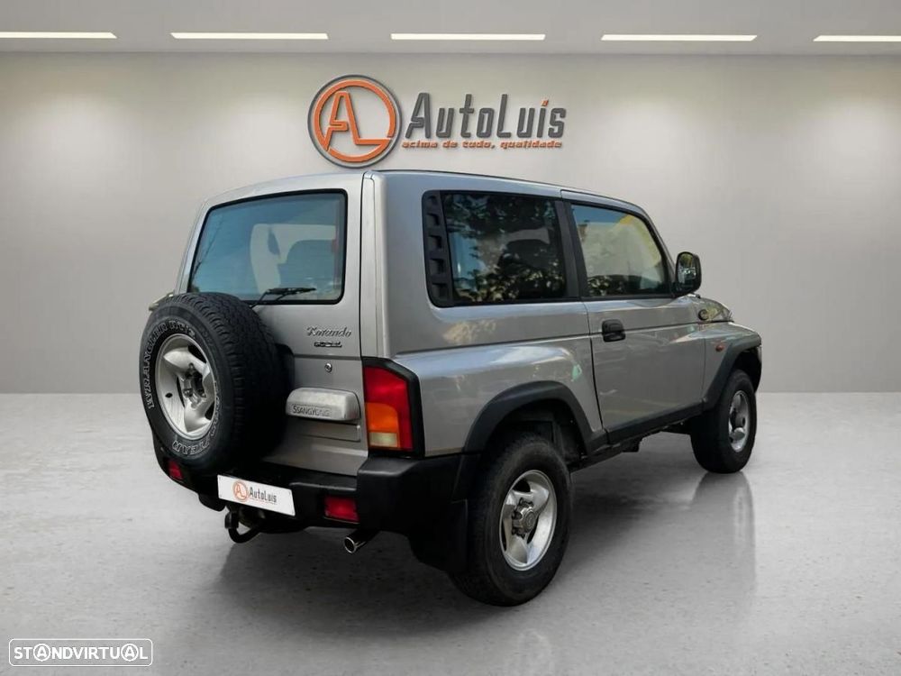 KG Mobility Korando 1998 photo 5