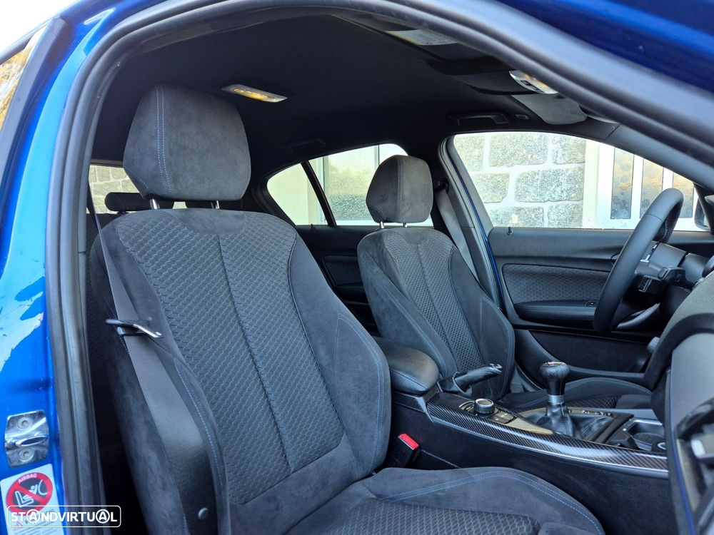 BMW 118 d Pack M - 12