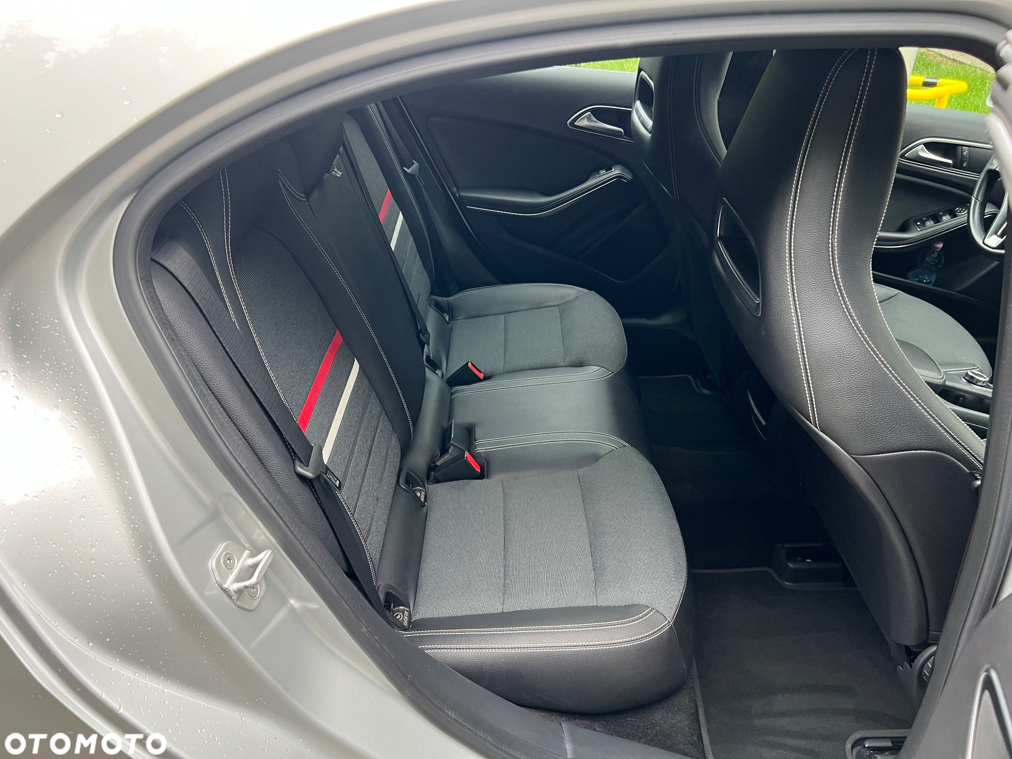 Mercedes-Benz Klasa A 180 (BlueEFFICIENCY) Urban - 14