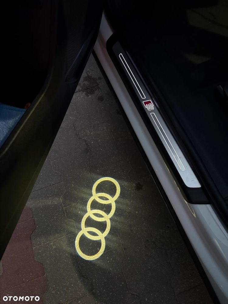 Audi Q3 - 24