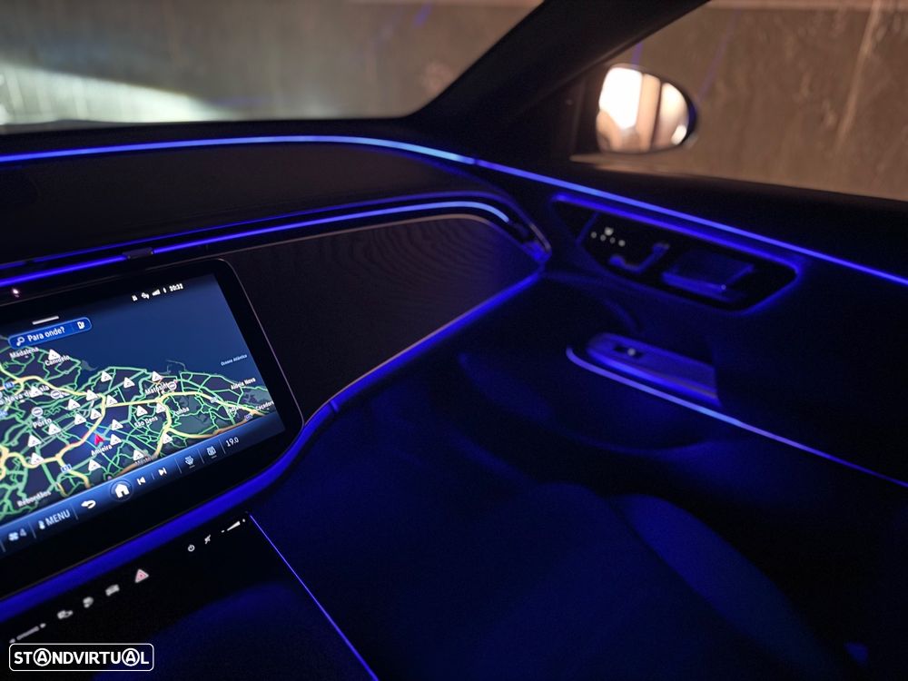 Mercedes-Benz E 300 9G-TRONIC AMG Line - 29