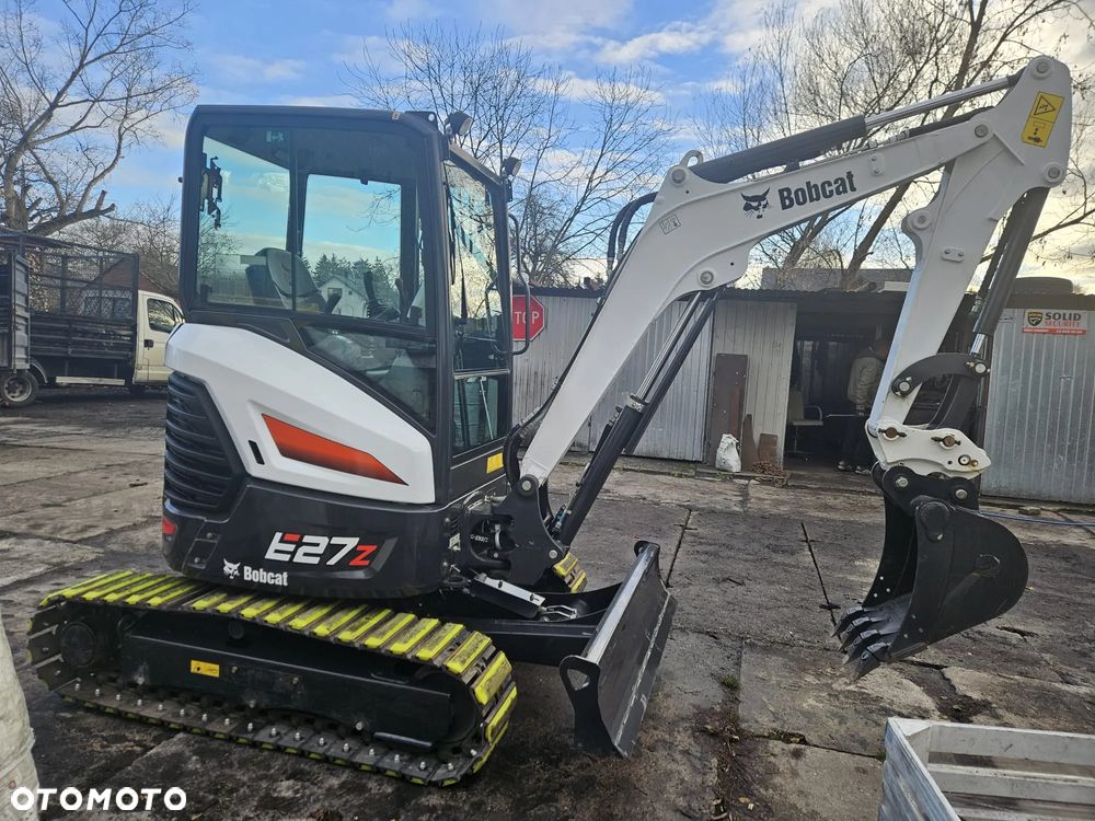 Bobcat e27 - 2