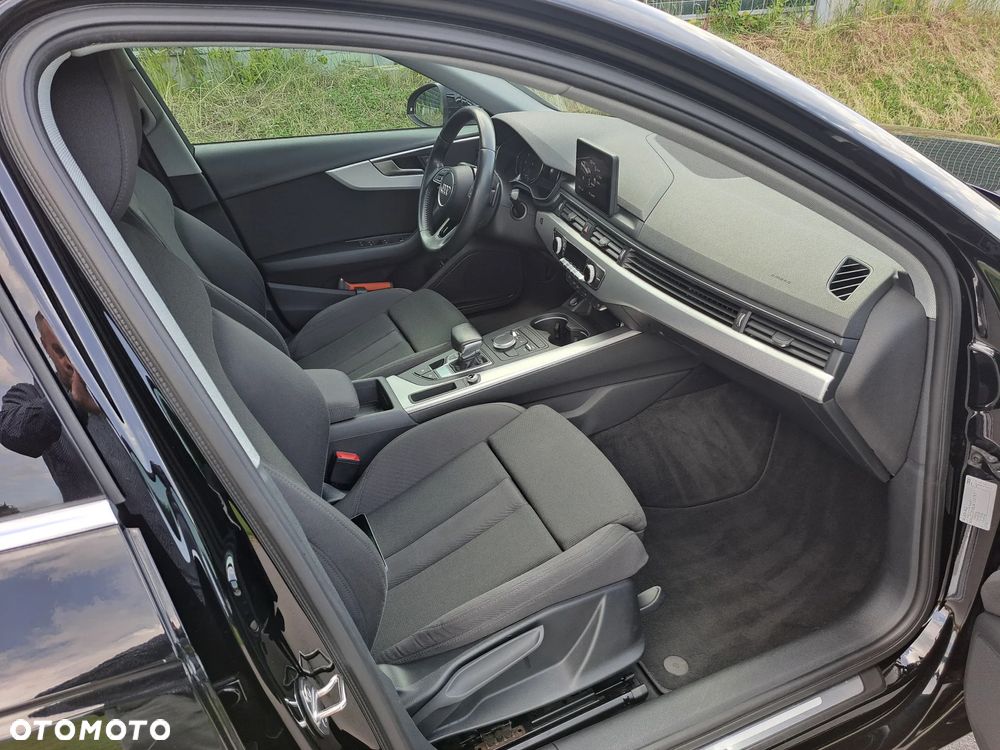 Audi A4 Limousine 1.4 TFSI Sport S tronic - 18
