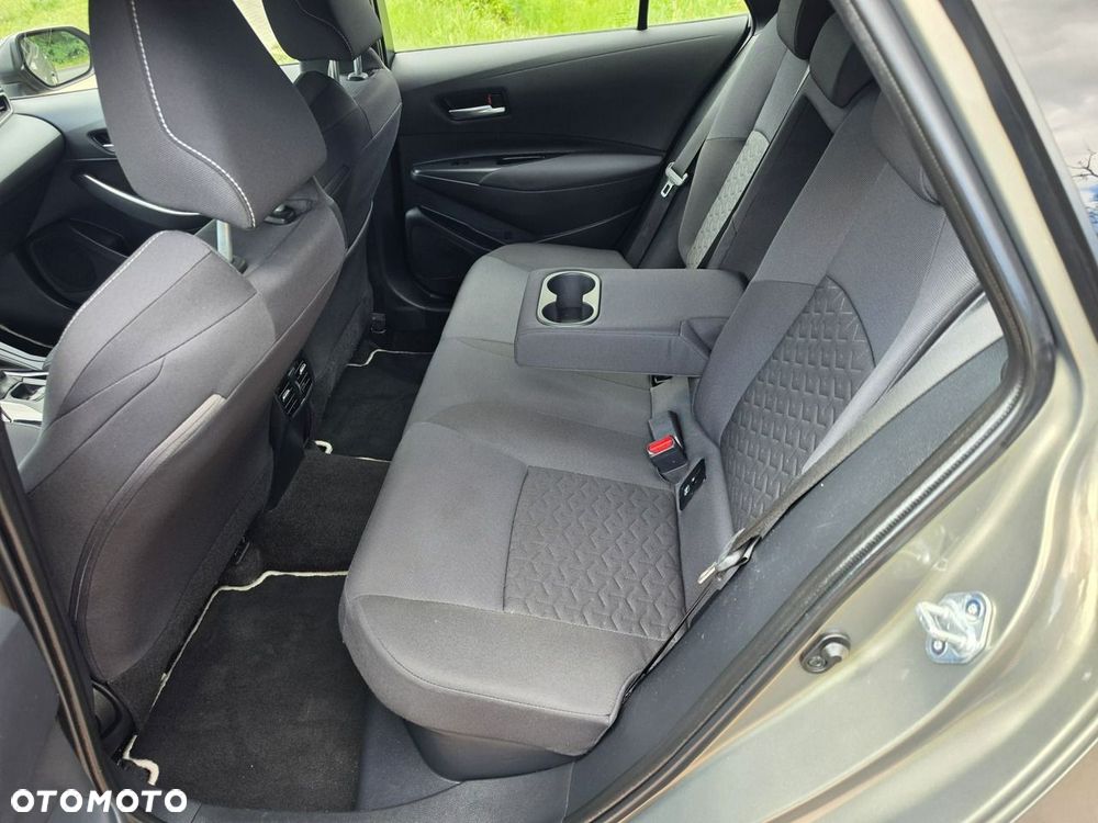Toyota Corolla - 15