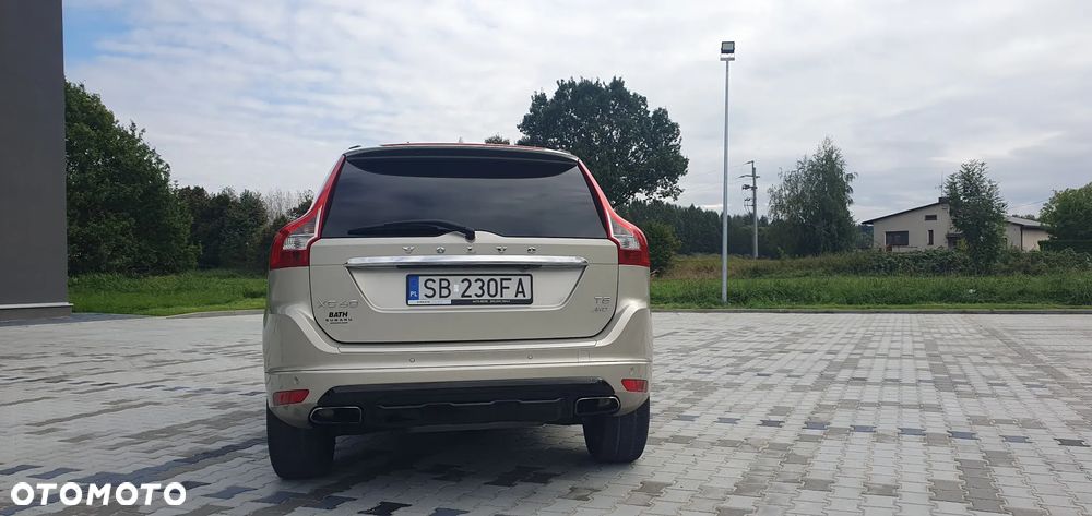 Volvo XC 60 T5 AWD Geartronic Momentum - 11