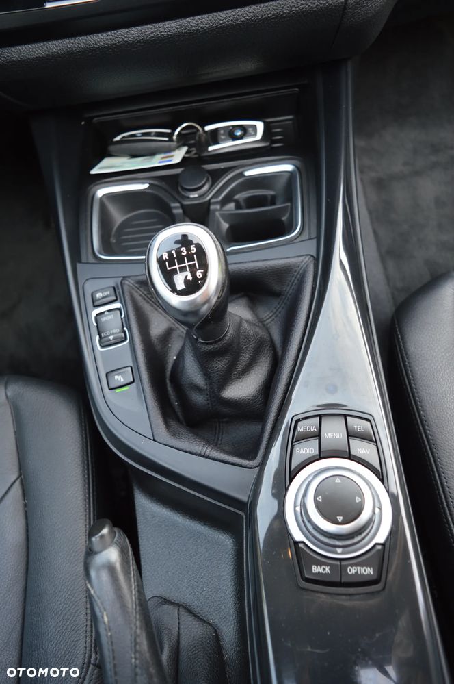 BMW Seria 1 118d DPF Edition Sport - 27