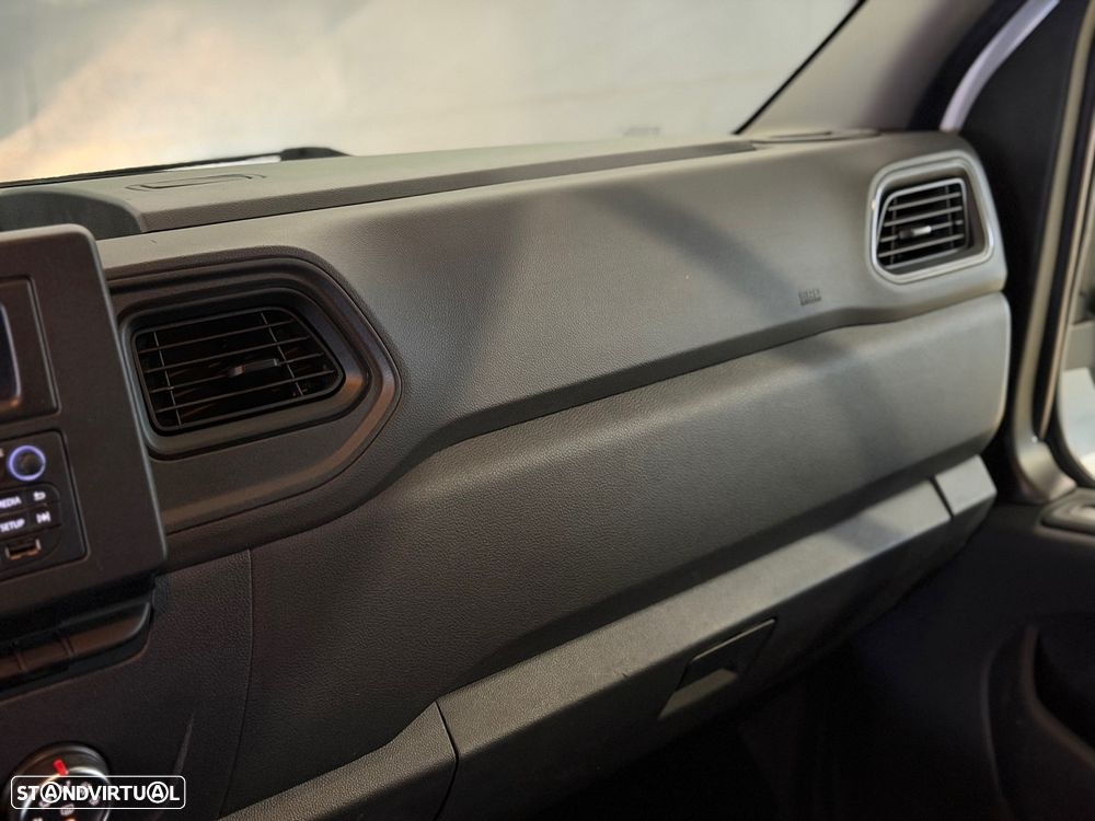 Renault Master 2.3 DCi L1H1 3L - 12