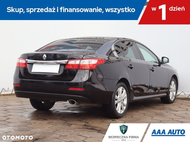 Renault Latitude - 6