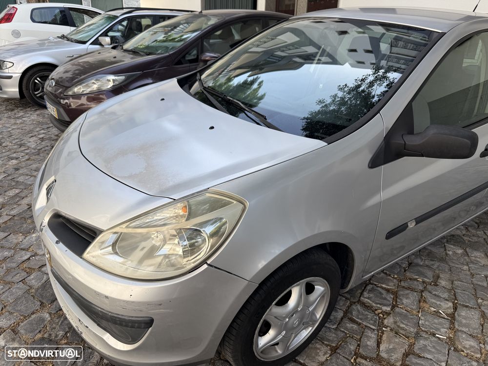 Renault Clio 1.2 16V Confort - 15