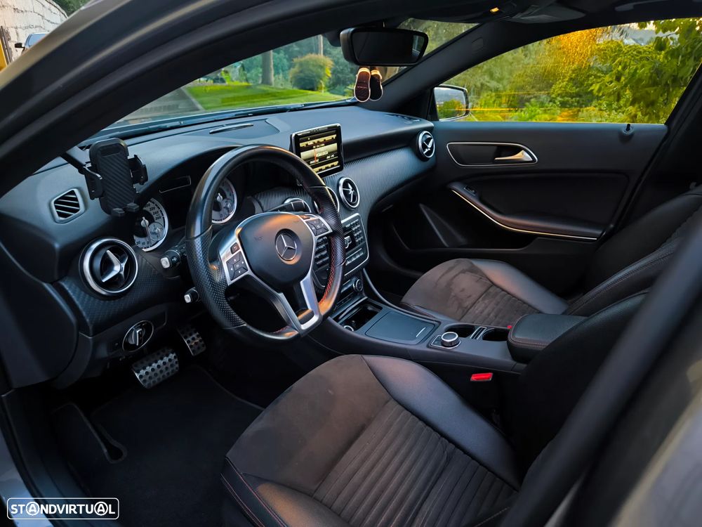 Mercedes-Benz A 200 CDI 7G-DCT AMG Line - 24