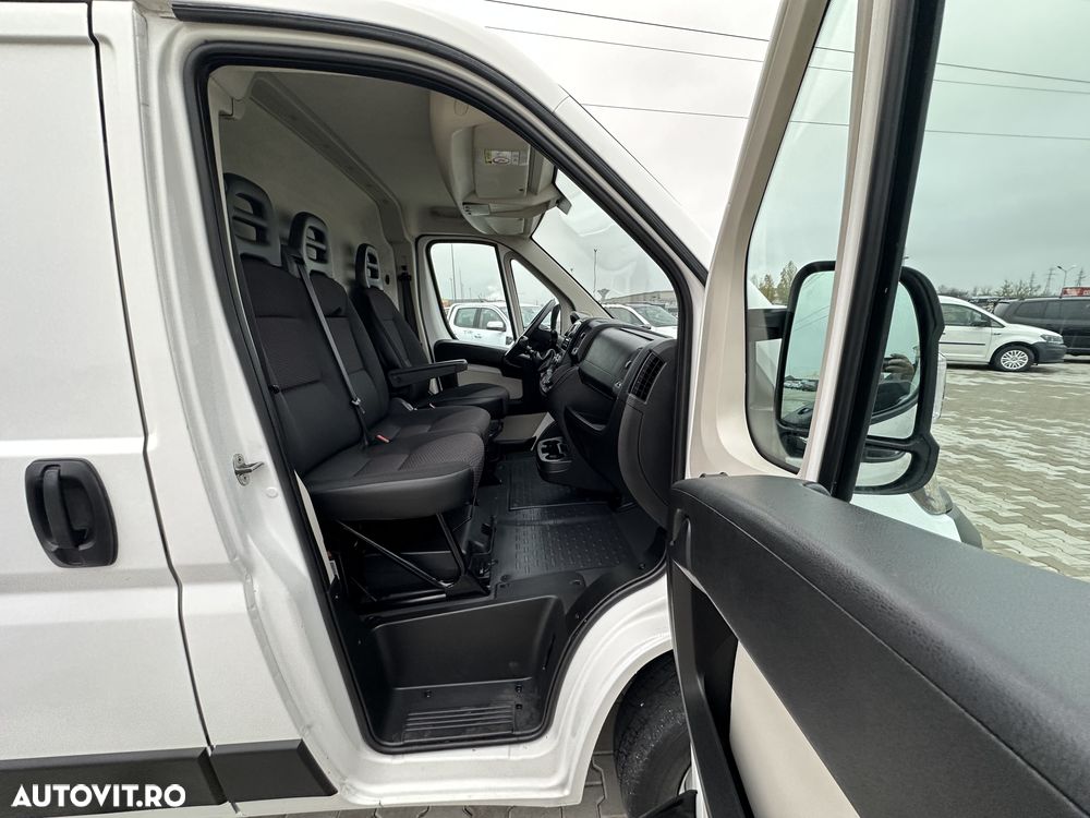 Peugeot Boxer 330 Fourgon L1H1 - 19