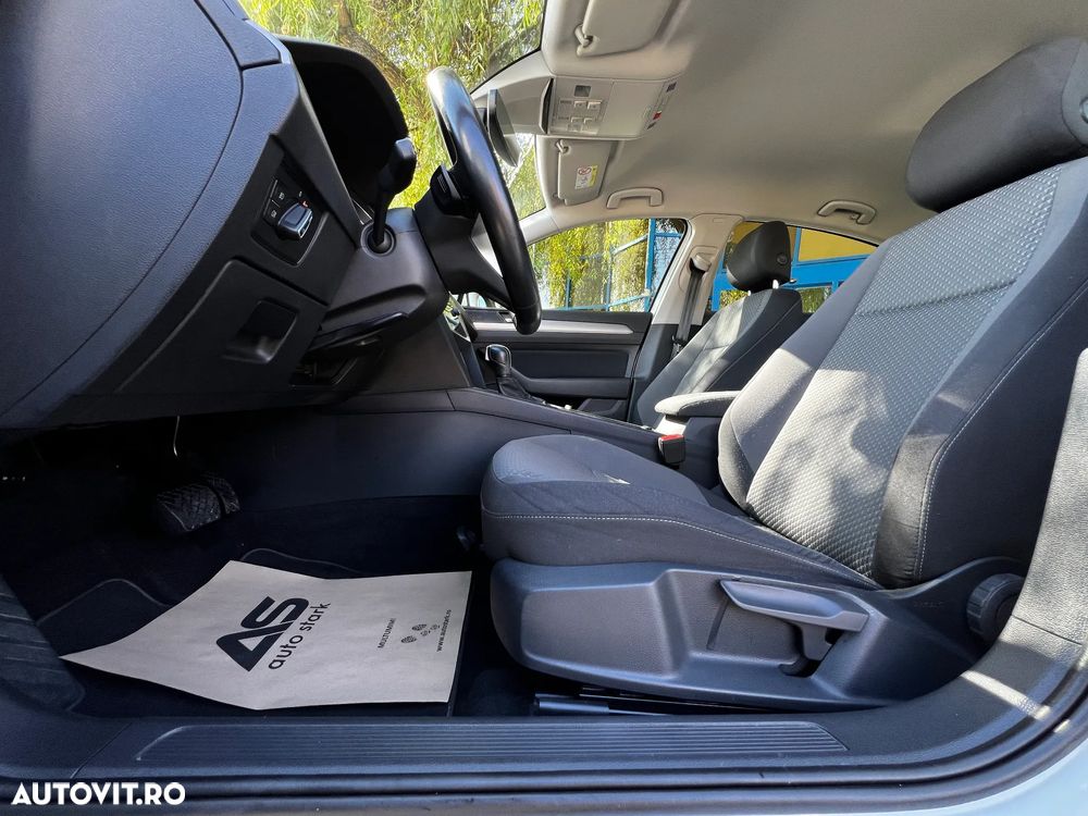 Volkswagen Passat - 17